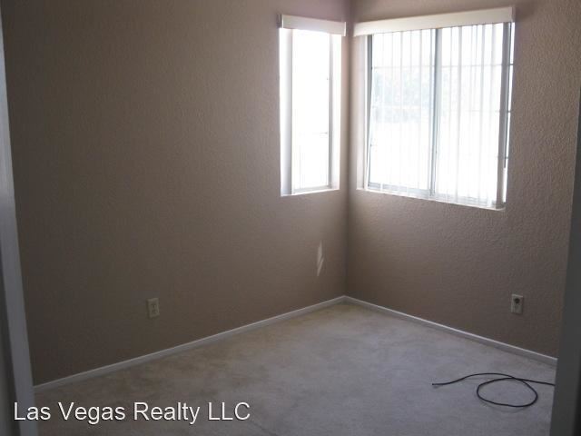 Building Photo - 3 br, 3 bath House - 3005 MARSH CT.