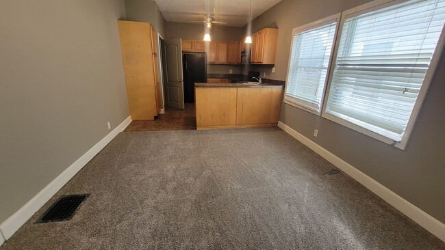 Building Photo - 2-Bedroom Home in Prime Location – Walk to UofL!