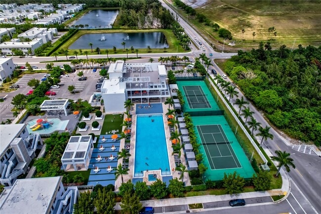 Building Photo - 6630 NW 104th Path