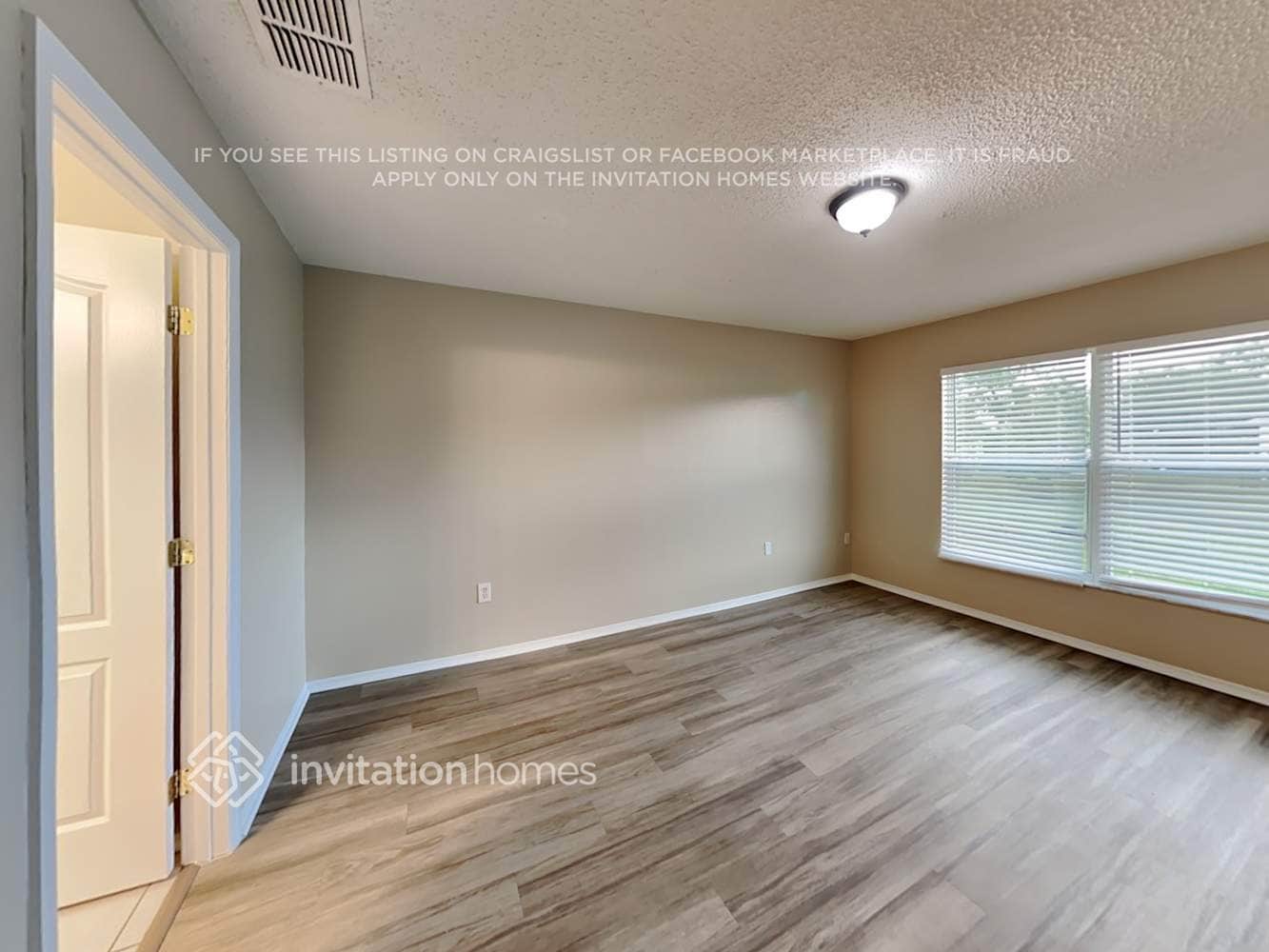 Building Photo - 122 Oak Run Dr