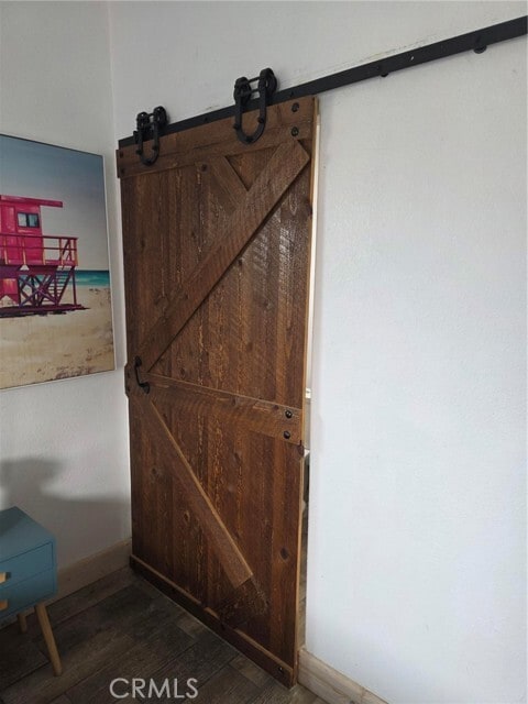 Building Photo - 917 Helmsdale Ave