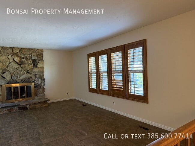 Building Photo - 1189 S 200 E