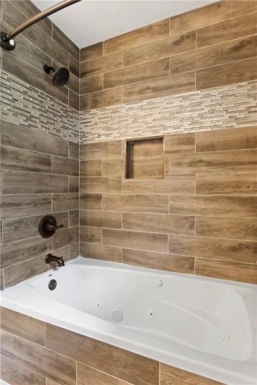 Building Photo - Room in House on Patricia Dr