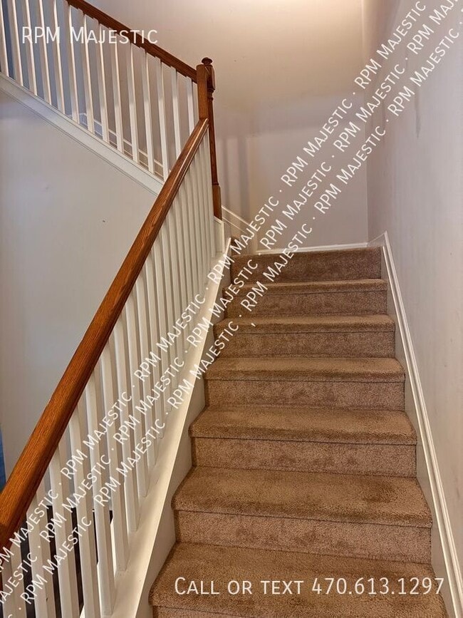 Building Photo - 2880 Cooper Brook Dr