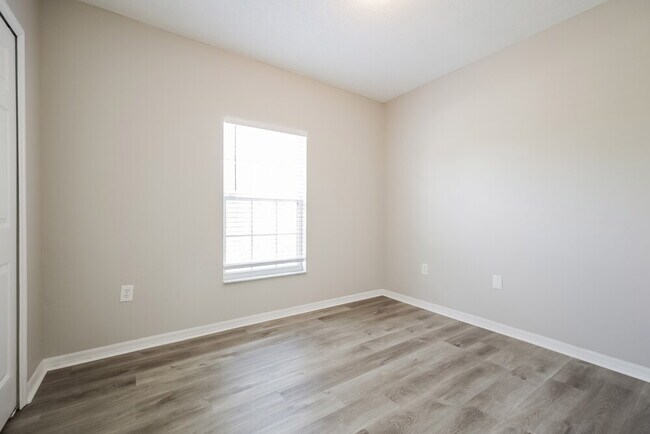 Building Photo - 829 Albi Ct