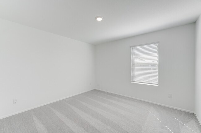 Building Photo - 31415 Beacon Cove Trl