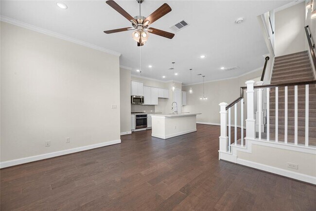 Building Photo - 11908 Briarwood Hill Way