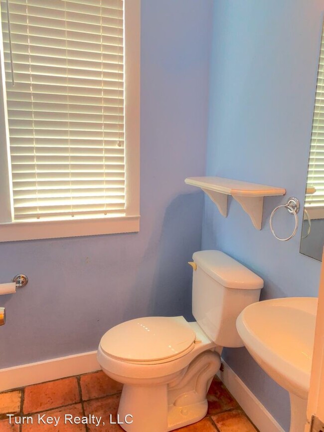 Building Photo - 3 br, 3.5 bath House - 86 North Hollow Alley