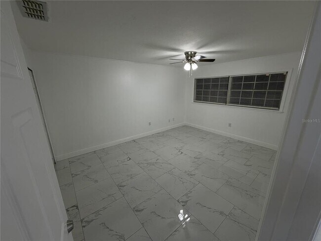 Building Photo - 7060 Scrub Oak Ln