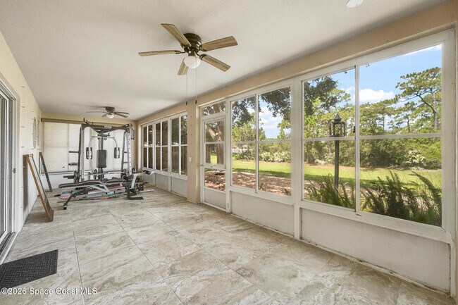 Building Photo - 537 Mason Dr