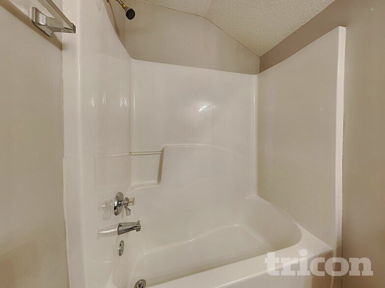 Building Photo - 341 Chase Marion Way