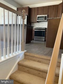 Primary Photo - 1391 Black Forest Dr