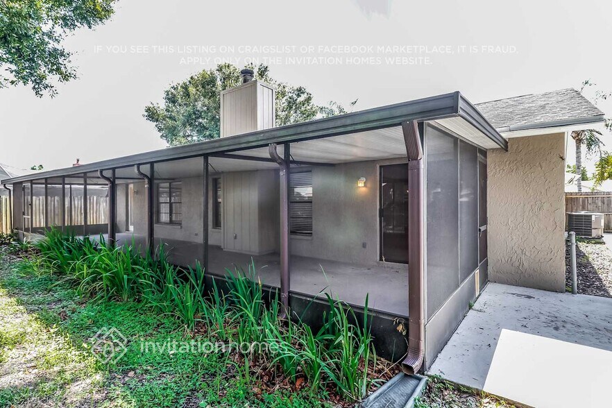 Building Photo - 6523 Seafairer Dr