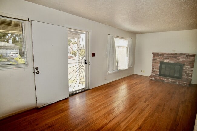 Building Photo - 2739 Kroy Way
