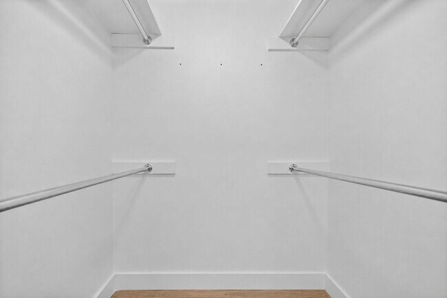 Building Photo - 14624 Country Side Ln