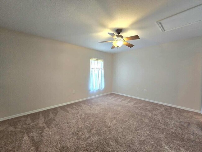 Building Photo - 888 W Stuart St