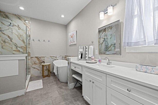 Building Photo - 279 Avalon Rd