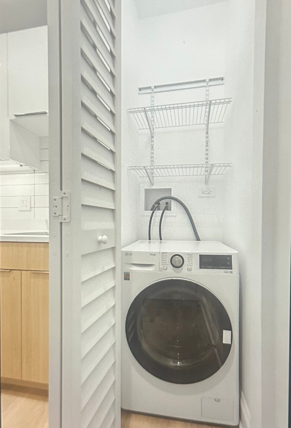 Building Photo - 1633 W Chase Ave