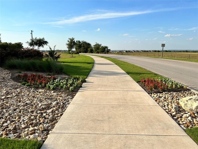 Building Photo - 140 Pentro Path