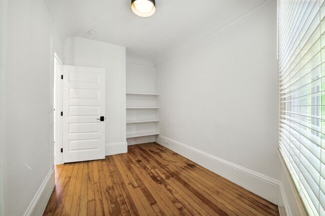 Building Photo - 148 Fillmore St
