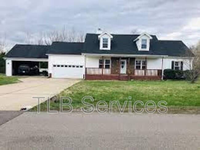 Building Photo - 211 Fall Creek Dr