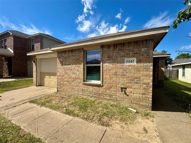 Primary Photo - 7057 Wax Berry Dr