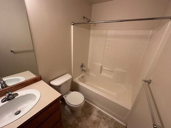 Building Photo - 2263 Bobs Hollow Ln