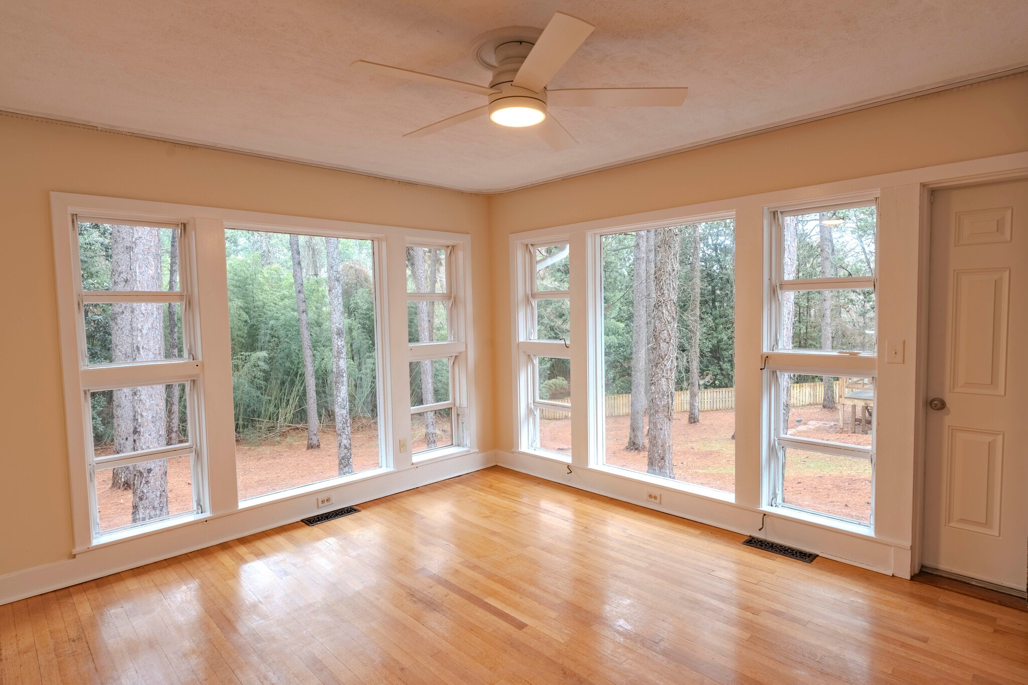 Building Photo - 1010 Bion Butler Rd