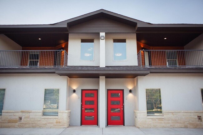 Building Photo - AUGUST MOVE-IN SPECIAL: 4 Private Suites • Walk to Texas Tech • Modern Finishes