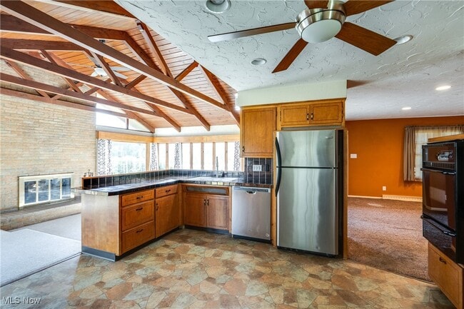 Building Photo - 4017 Bellaire Ln