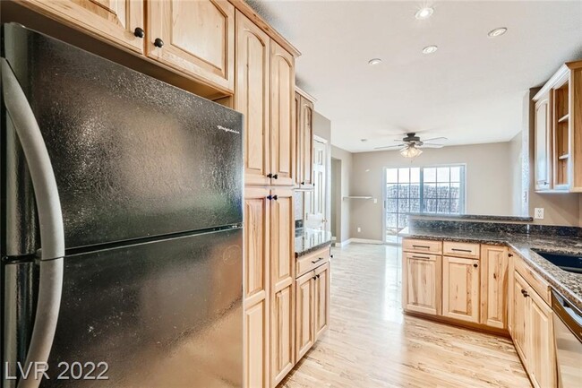 Building Photo - 8417 Sewards Bluff Ave