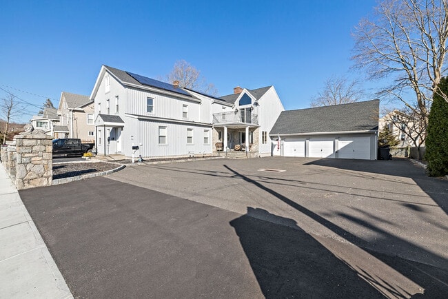 Huge Driveway - 14 Plymouth Ave