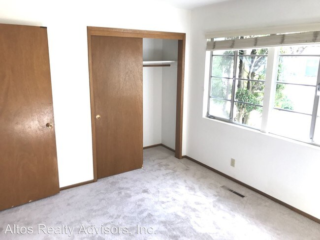 Building Photo - 4 br, 2 bath House - 1861 Limetree Lane
