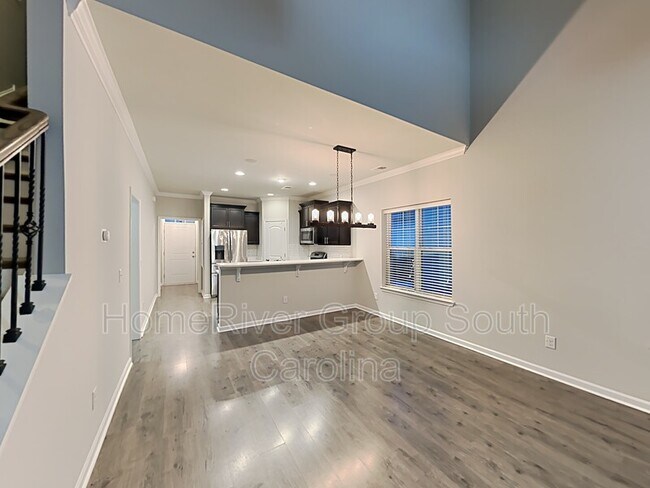 Building Photo - 3147 Mulan Ln