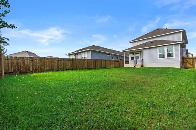Building Photo - 124 Oakstone Dr