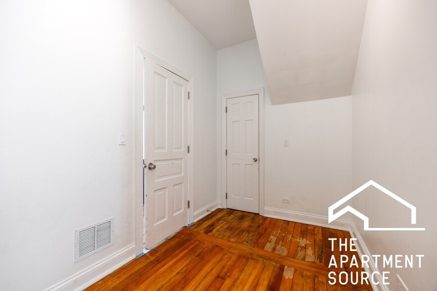 Building Photo - 1847 S Loomis St