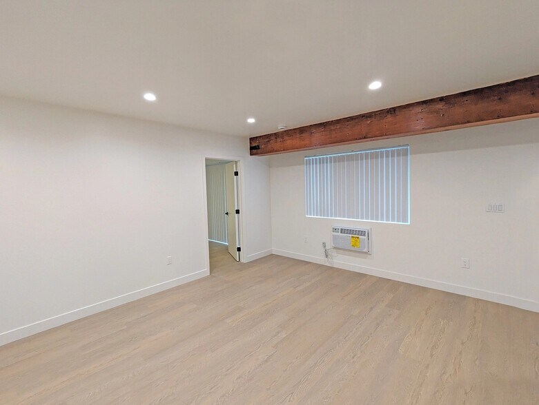 Building Photo - 12716 Venice Blvd.