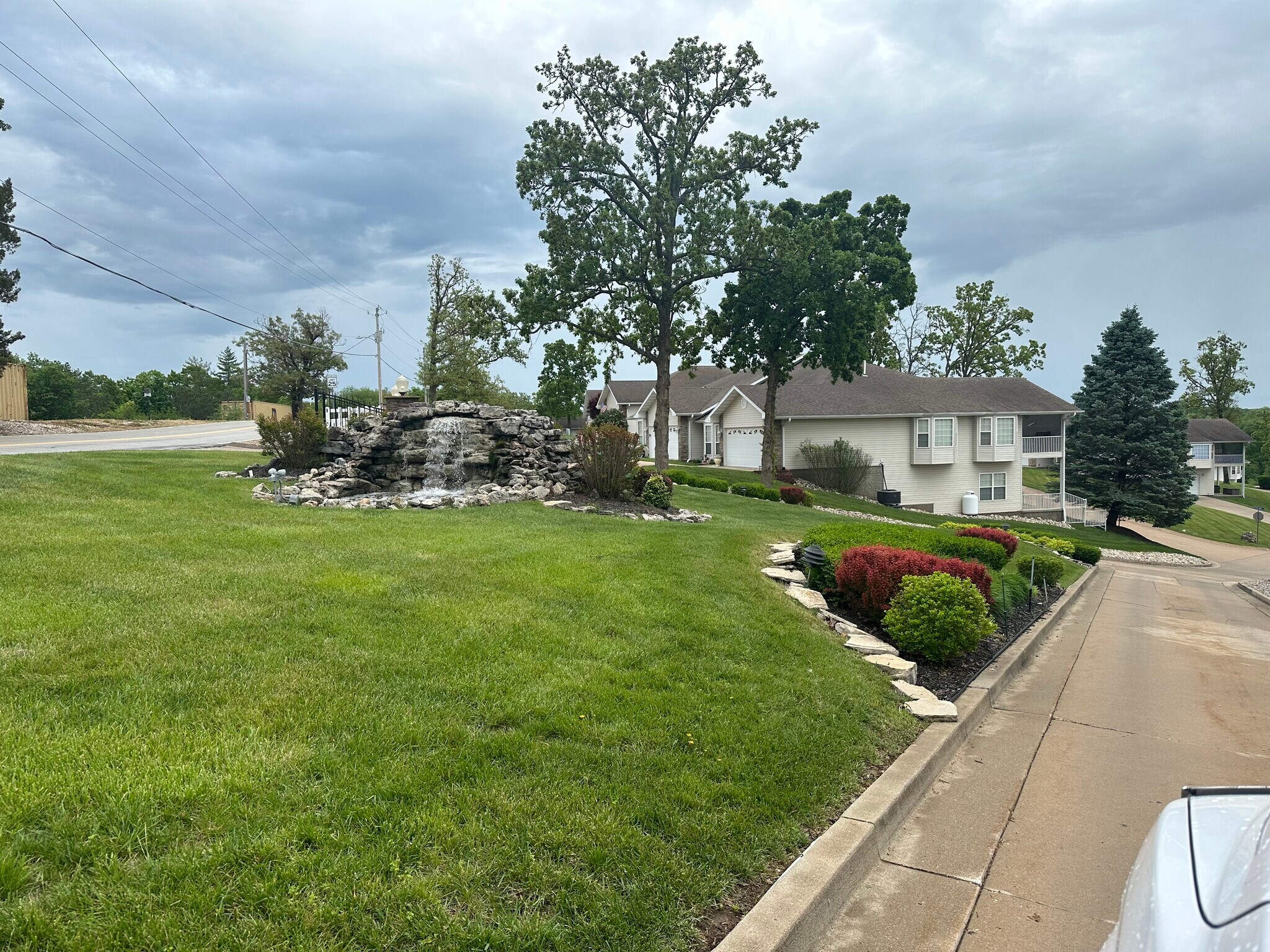 Building Photo - 5214 Big Ship