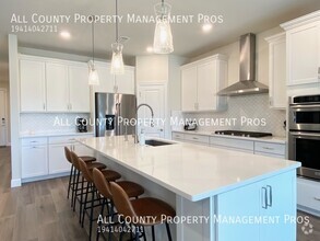 Building Photo - 6279 Crested Eagle Ln