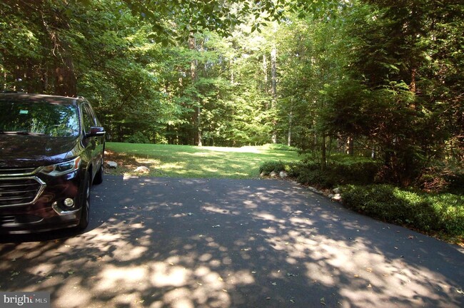 Building Photo - 9728 Swift Creek Ct