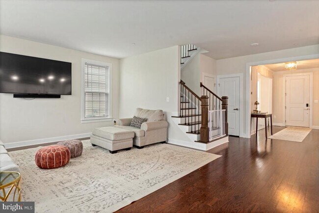 Building Photo - 13903 Hebron Ln