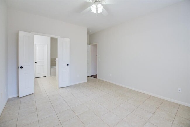 Building Photo - 322 Leafsage Ct