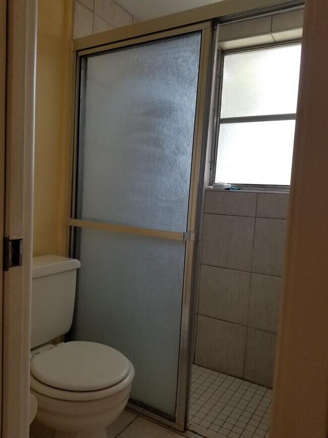 Building Photo - CANAL FRONTAGE / FISH FROM YOUR DOCK