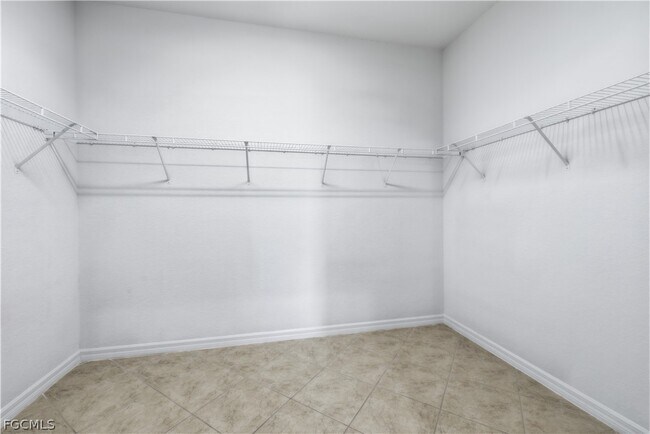 Building Photo - 14961 Reflection Key Cir