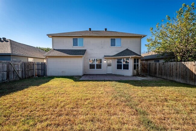 Building Photo - 228 Memory Dr