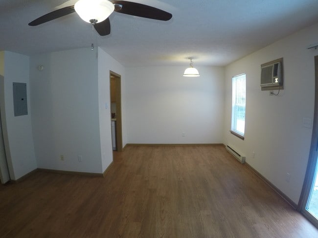 Building Photo - 2803 S. Beck Lane