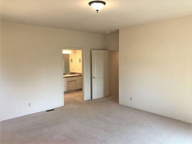 Building Photo - 6006 Los Osos Valley Rd