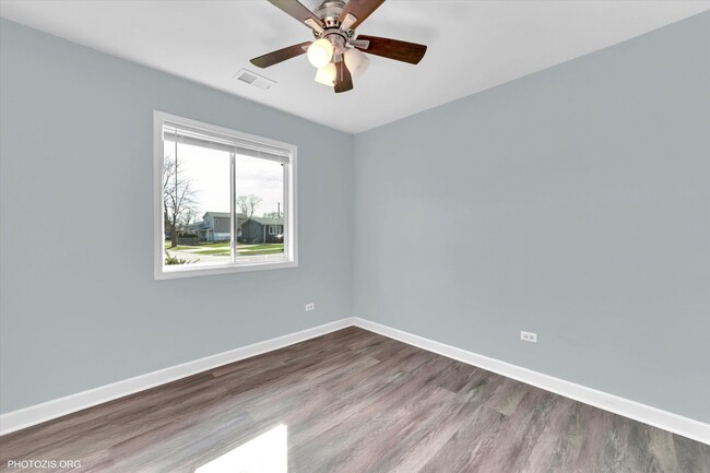 Building Photo - 14600 Ash St