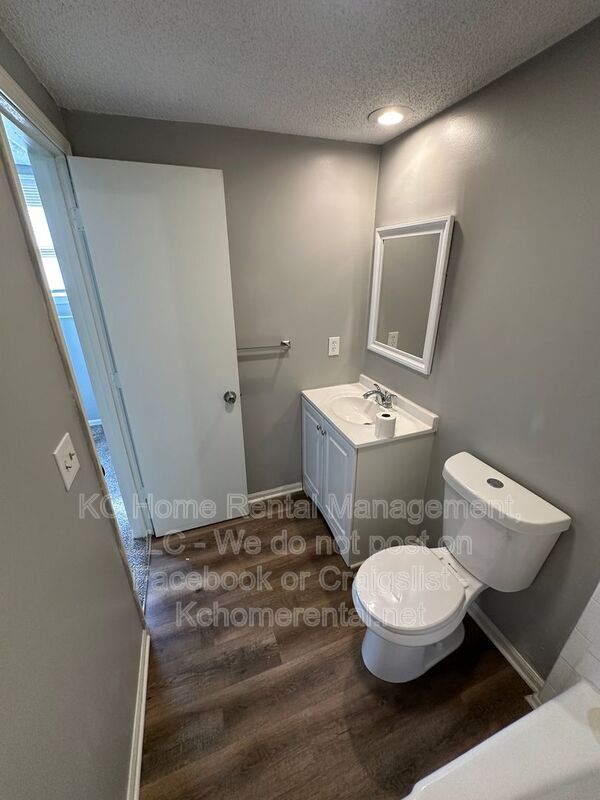 Building Photo - 1255 Petzold Dr