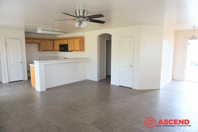 Building Photo - Great Northwest Property!